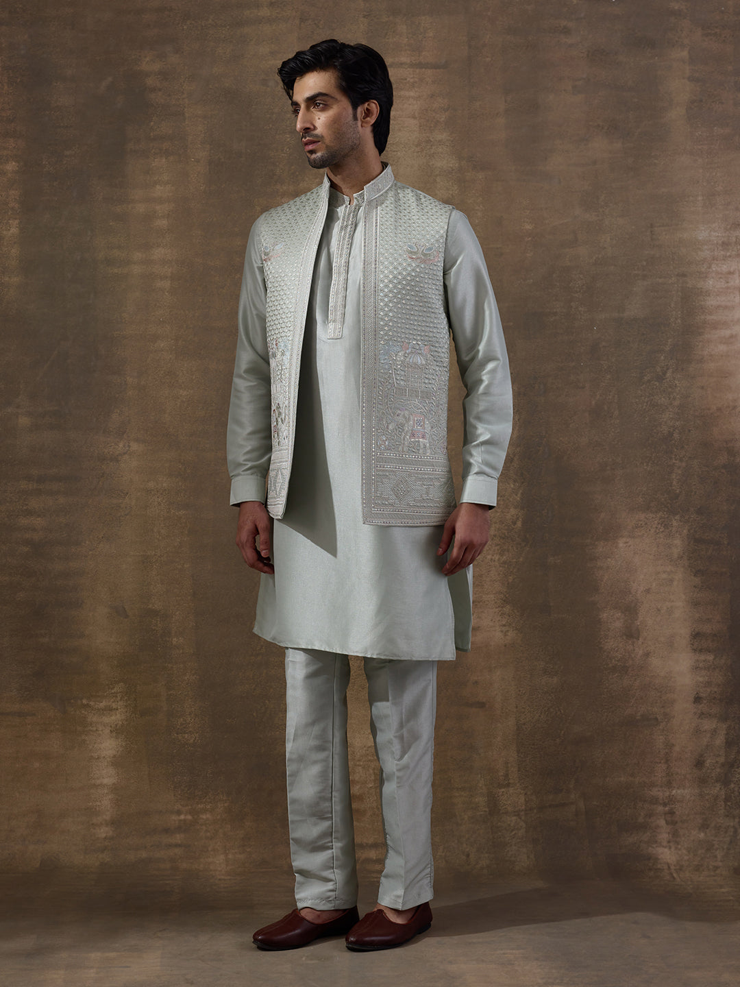 Pastel Green Elephant Motifs Embroidered Men's Kurta Set with Long Jacket