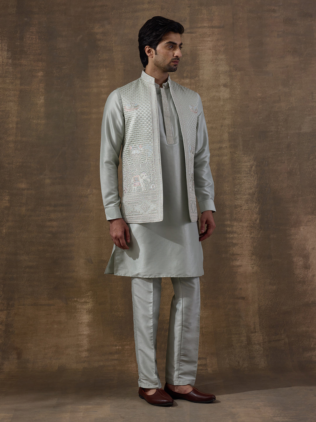 Pastel Green Elephant Motifs Embroidered Men's Kurta Set with Long Jacket