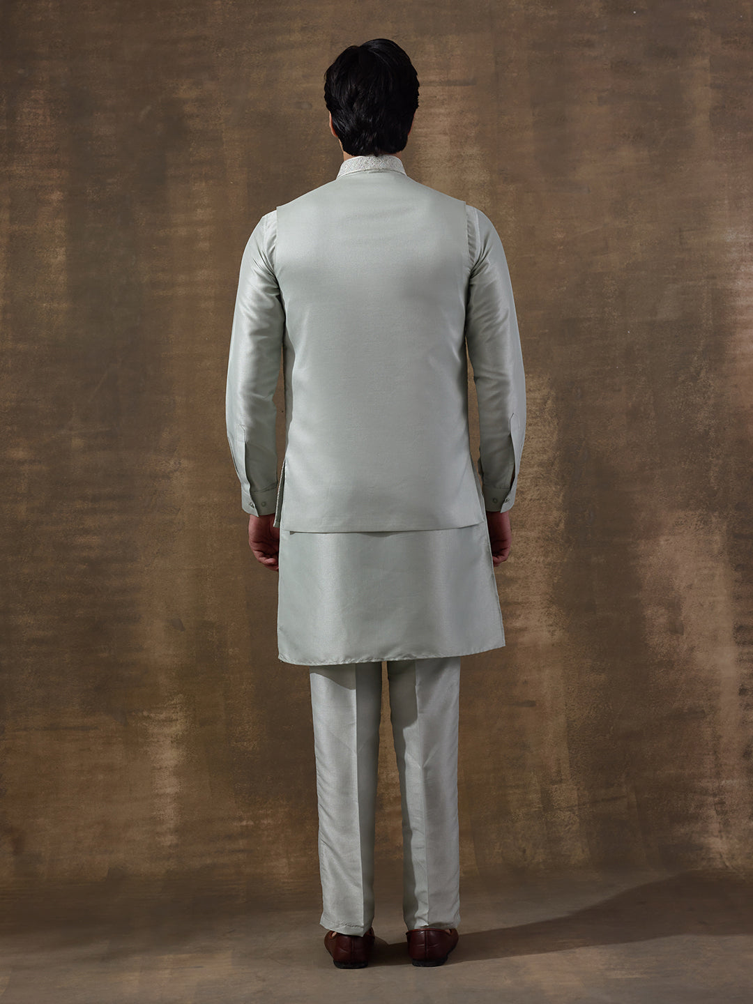 Pastel Green Elephant Motifs Embroidered Men's Kurta Set with Long Jacket