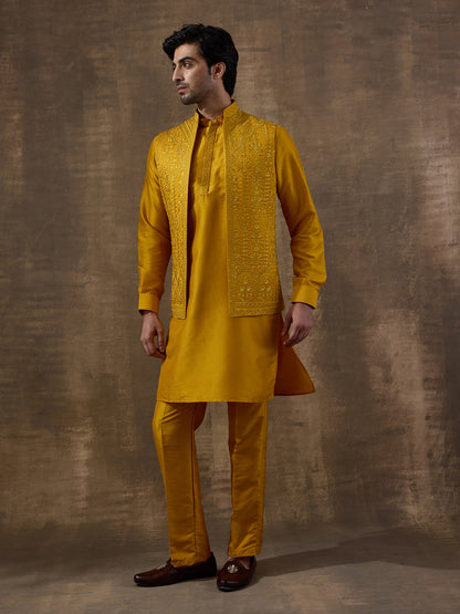 Laddoo Peela Elegant Embroidered Men's Kurta Set with Long Jacket