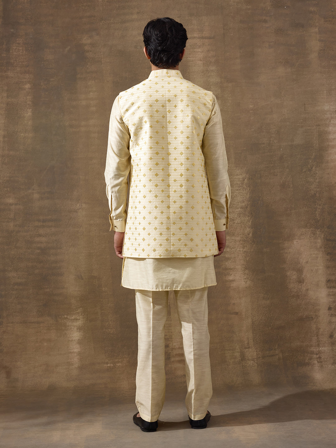 Lemon Ethnic Motifs Men's Kurta Set with Long Jacket