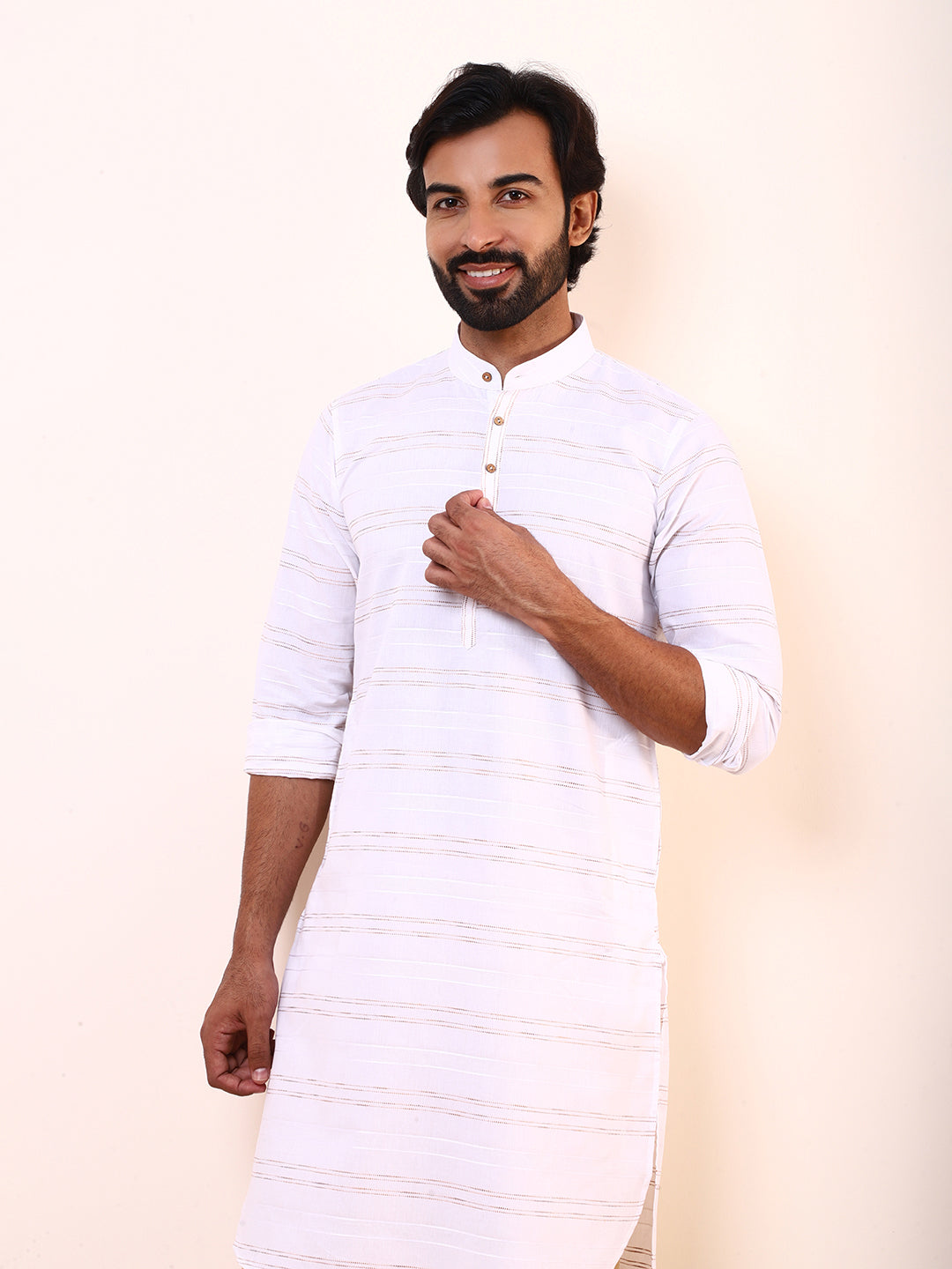 Witty White Solid Men’s Kurta
