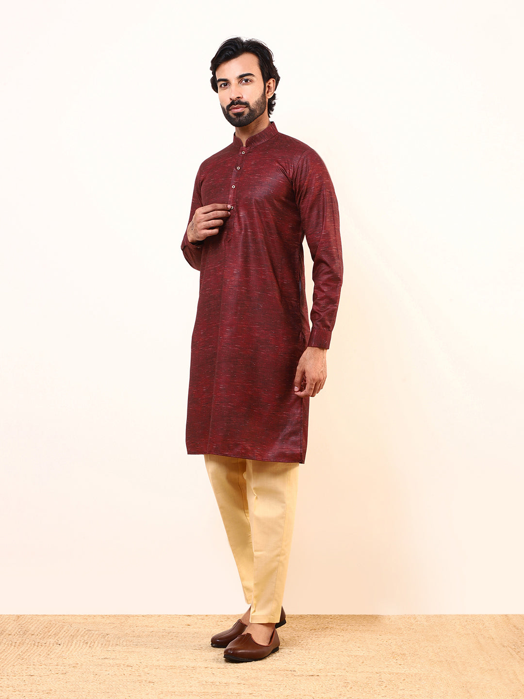 Mary Maroon Solid Men’s Kurta