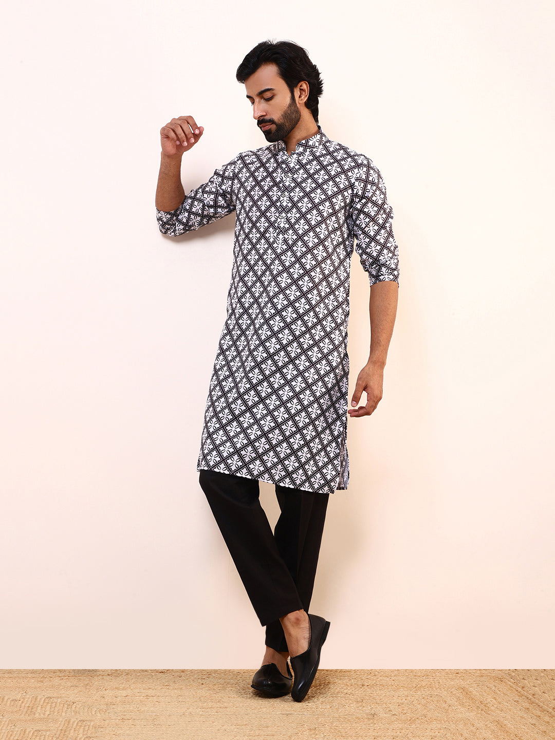Black & White Printed Men’s Kurta