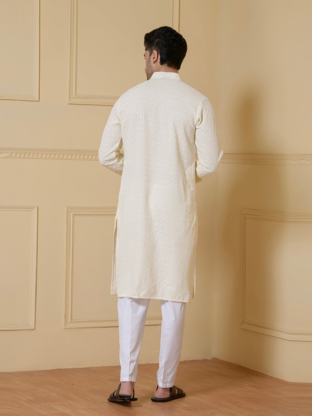 Ivory Elegance Chikankari Men's Kurta