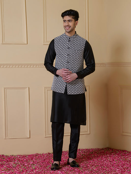 Classic Black Embroidered Men's Kurta Set