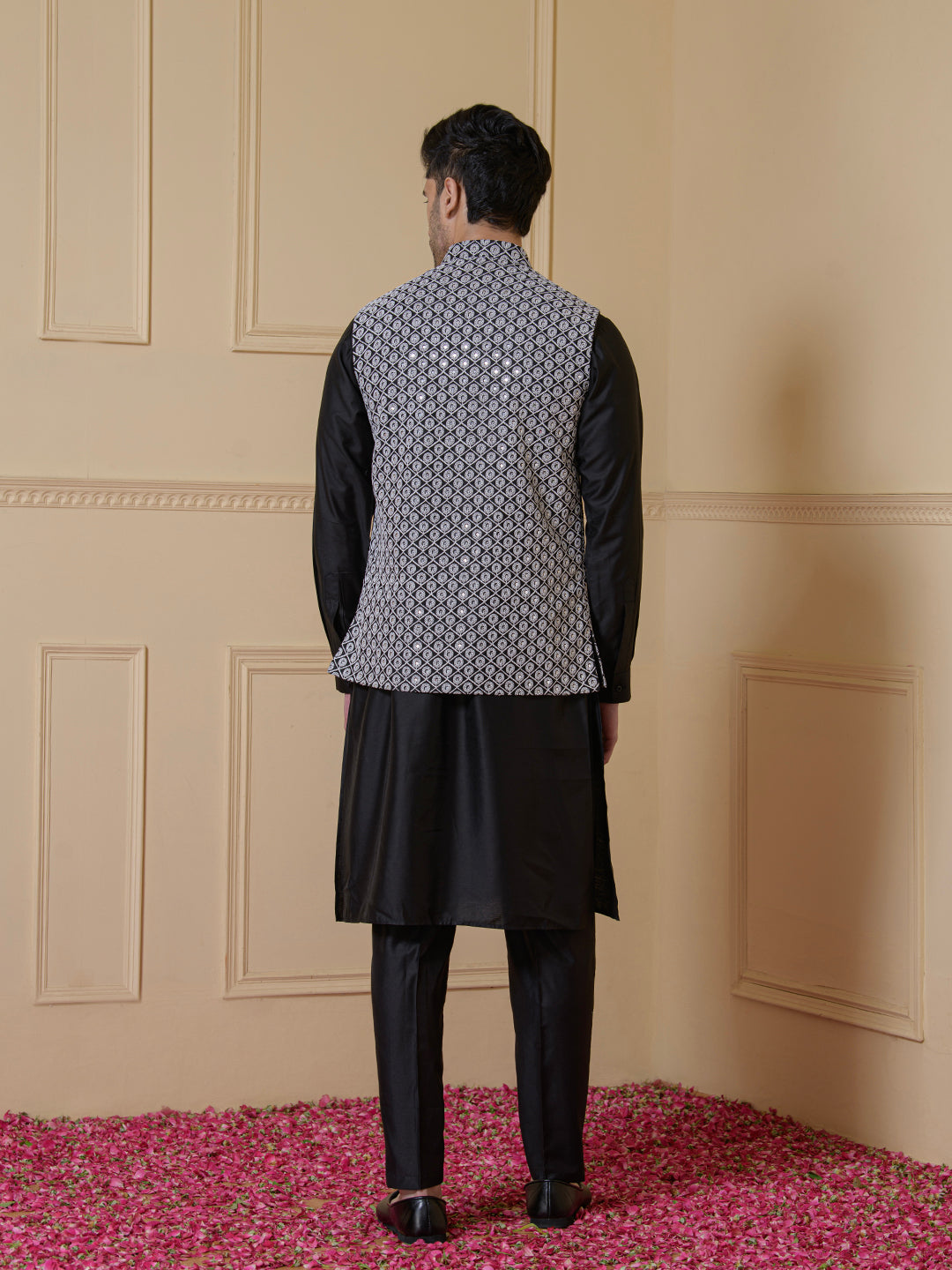 Classic Black Embroidered Men's Kurta Set