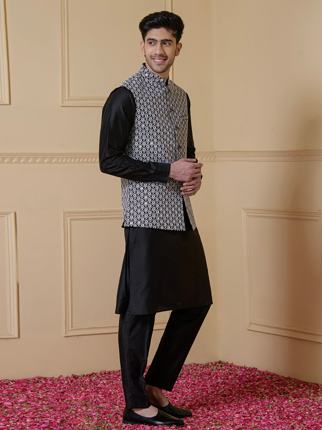 Classic Black Embroidered Men's Kurta Set