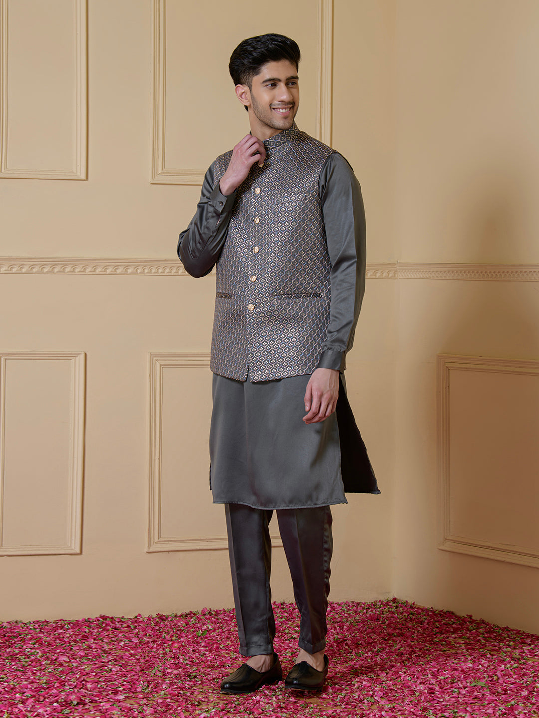 Refined Grey Sequined Men's Kurta Set